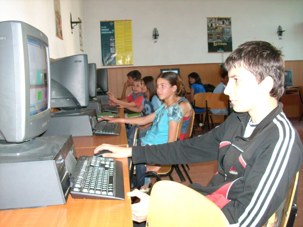 ORA DE INFO